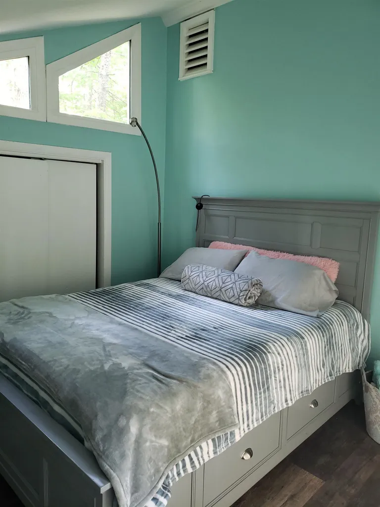 7 Wildwood Road Albany NH 03818