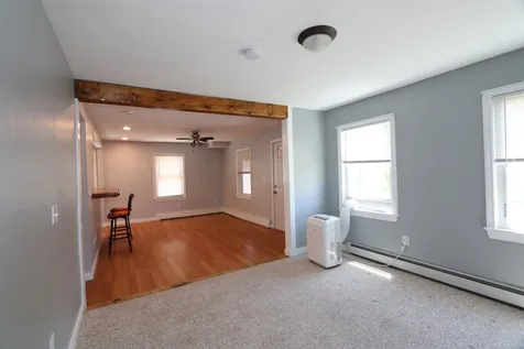 11 Halstead Street Kittery ME 03904
