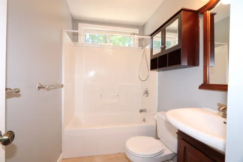 11 Halstead Street Kittery ME 03904