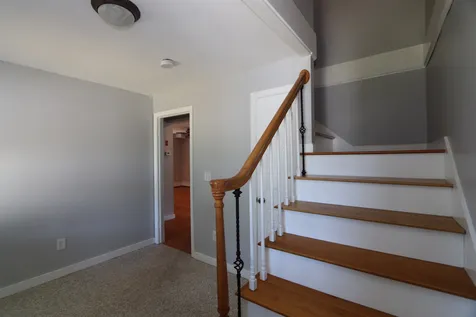 11 Halstead Street Kittery ME 03904
