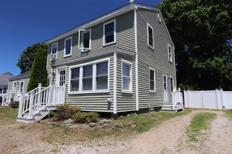 11 Halstead Street Kittery ME 03904