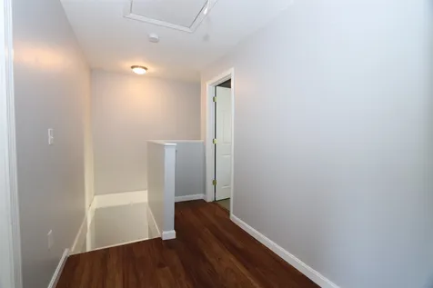 11 Halstead Street Kittery ME 03904