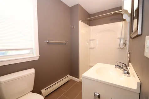 11 Halstead Street Kittery ME 03904