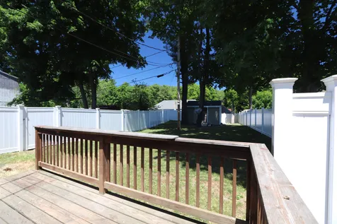 11 Halstead Street Kittery ME 03904