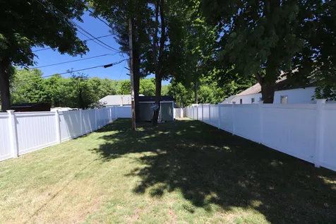 11 Halstead Street Kittery ME 03904