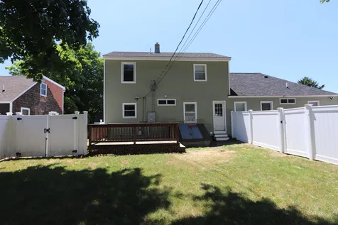 11 Halstead Street Kittery ME 03904