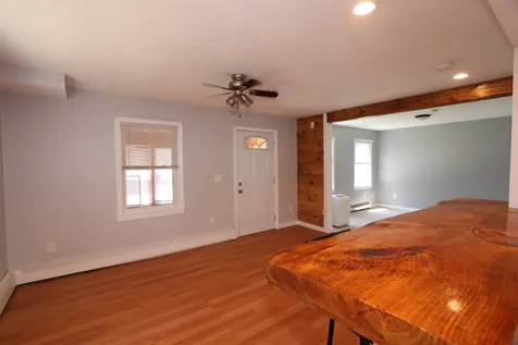 11 Halstead Street Kittery ME 03904