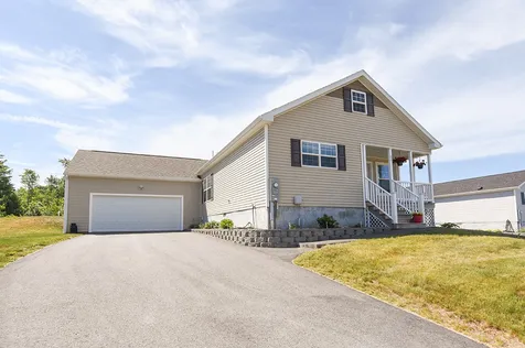23 Tarah Way Fremont NH 03044