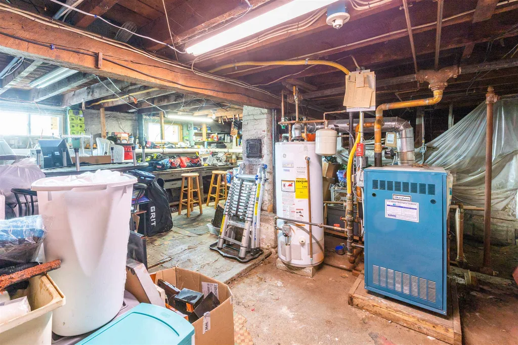 38 Grove Street Franklin NH 03235
