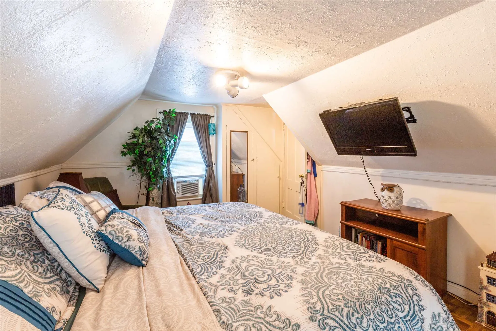 38 Grove Street Franklin NH 03235
