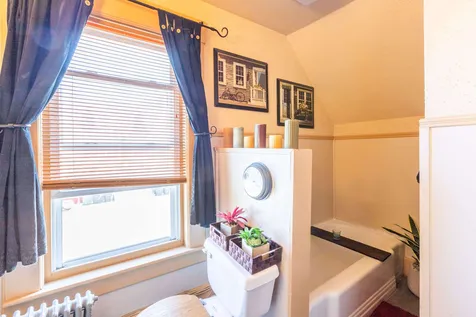 38 Grove Street Franklin NH 03235