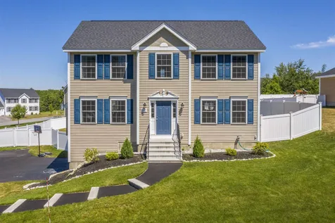 297 University Circle Hooksett NH 03106