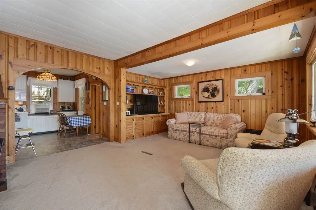 80 Route 11d Alton NH 03810