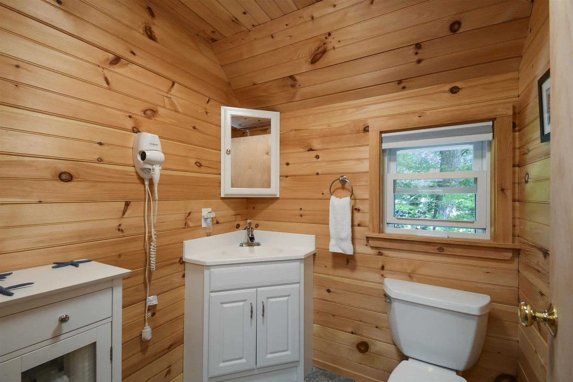 80 Route 11d Alton NH 03810