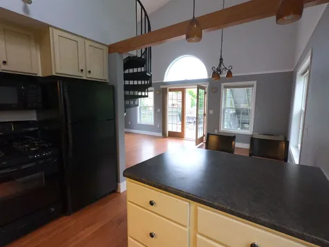 17 Summer Street Lebanon NH 03766