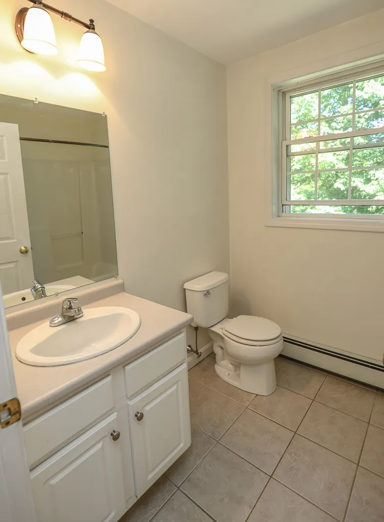 99 Blakes Hill Road Northwood NH 03261