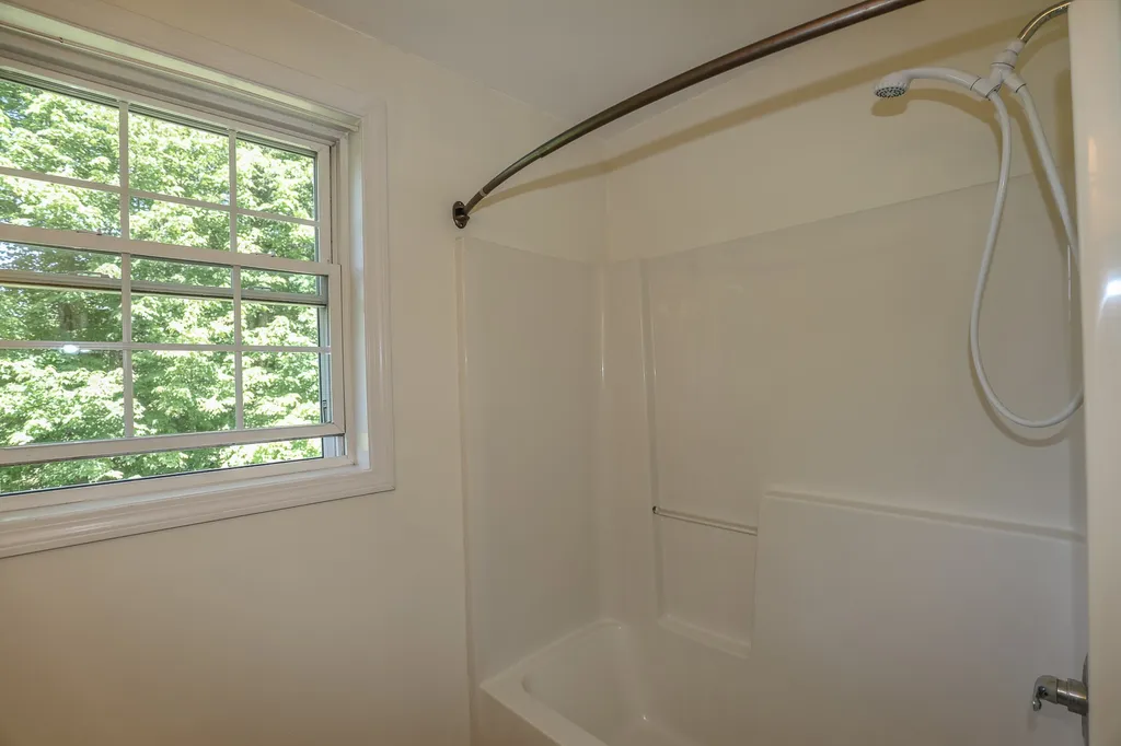 99 Blakes Hill Road Northwood NH 03261
