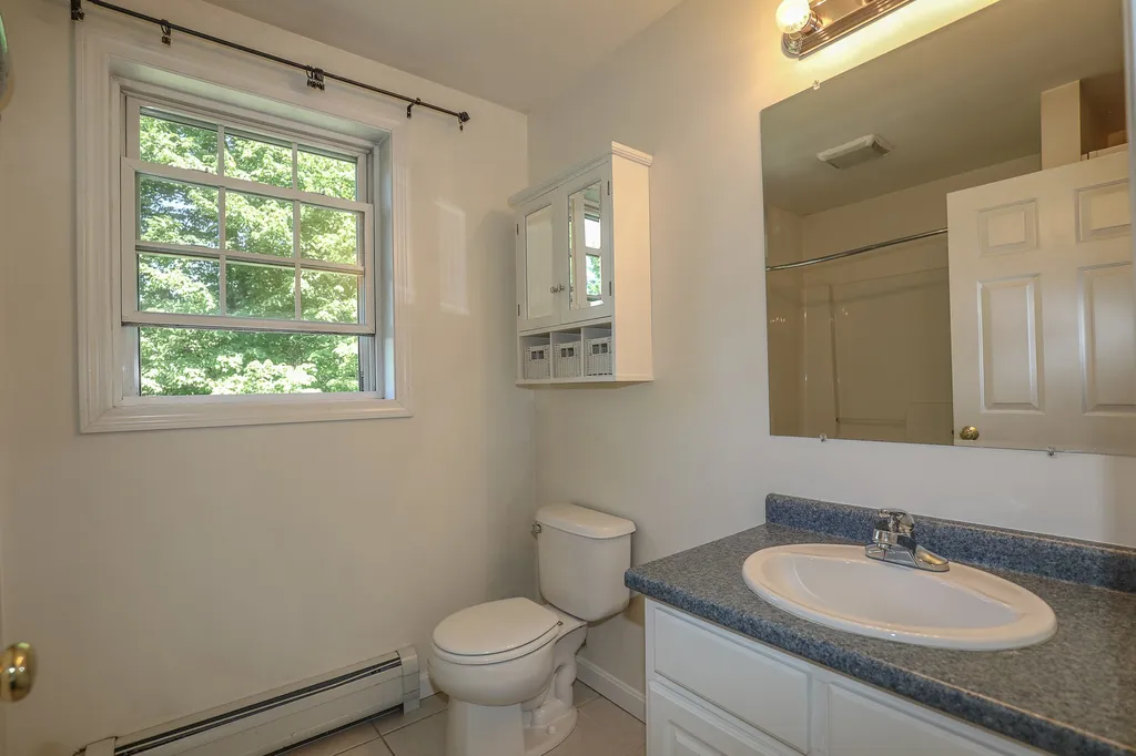 99 Blakes Hill Road Northwood NH 03261