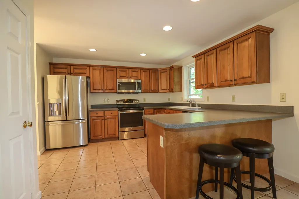 99 Blakes Hill Road Northwood NH 03261