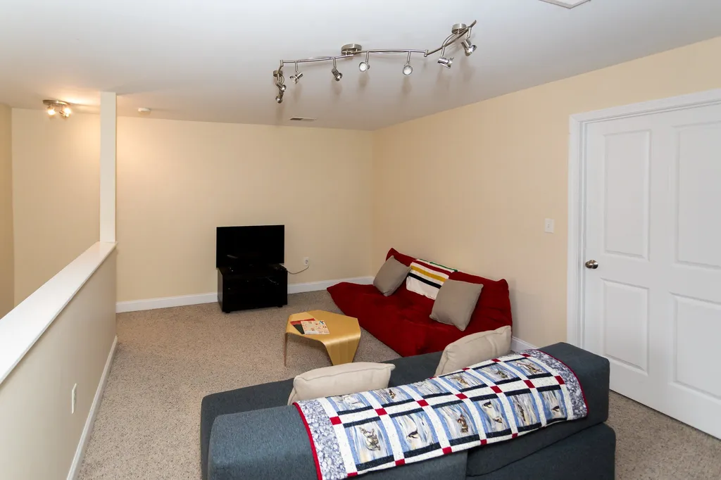 25 Village Drive Dover NH 03820