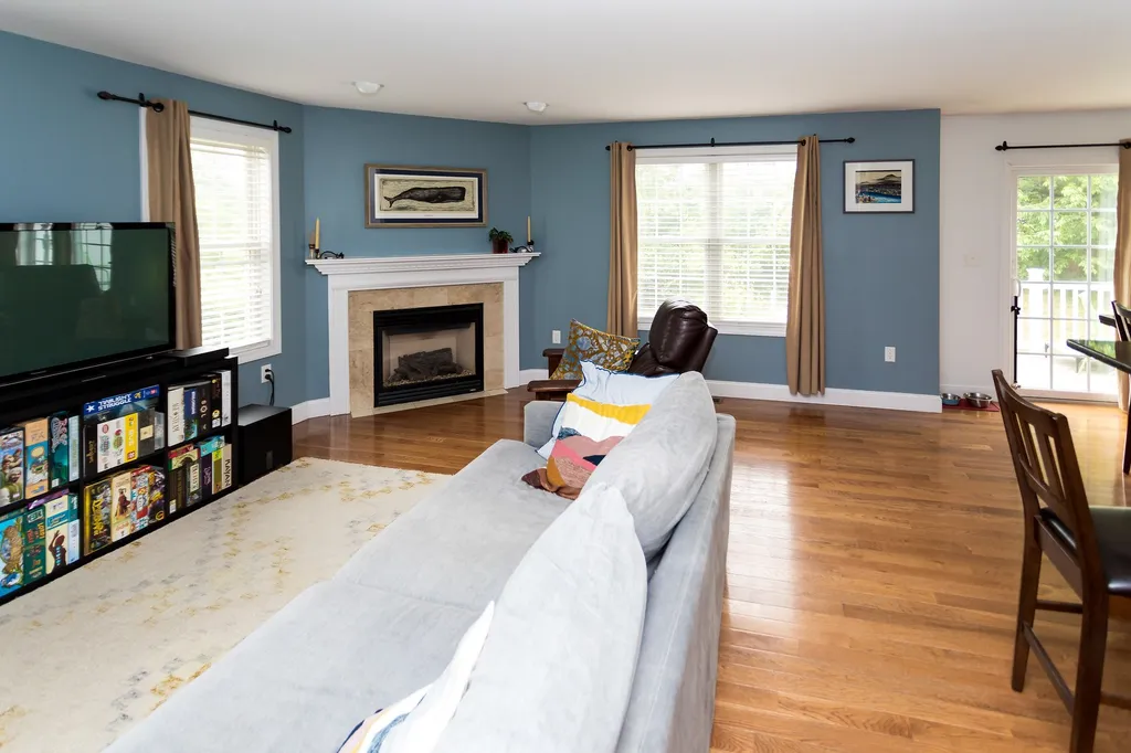25 Village Drive Dover NH 03820