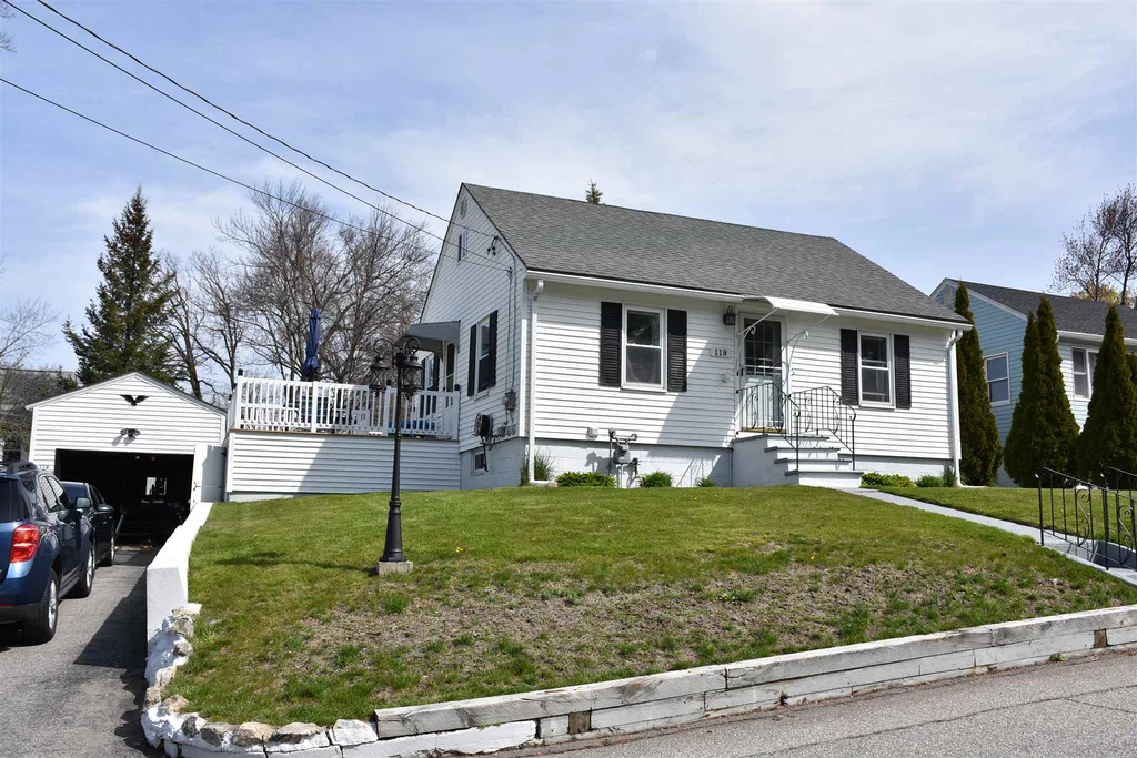 118 Seames Drive Manchester NH 03103