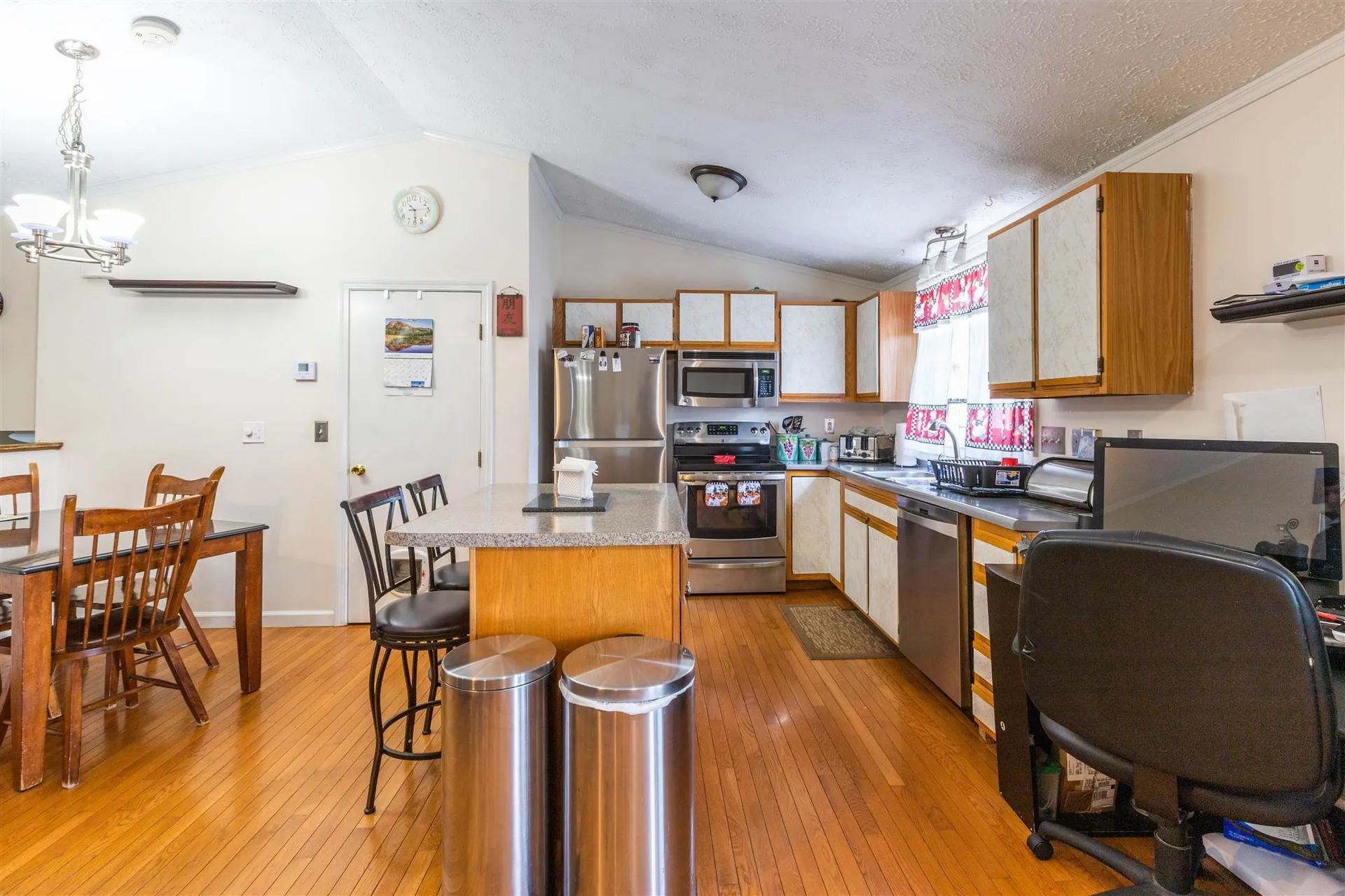 164 Maple Street Manchester NH 03103