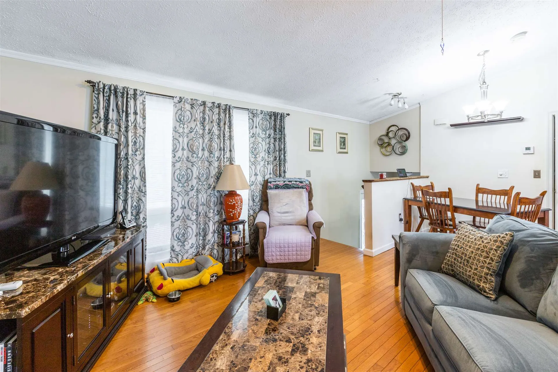 164 Maple Street Manchester NH 03103