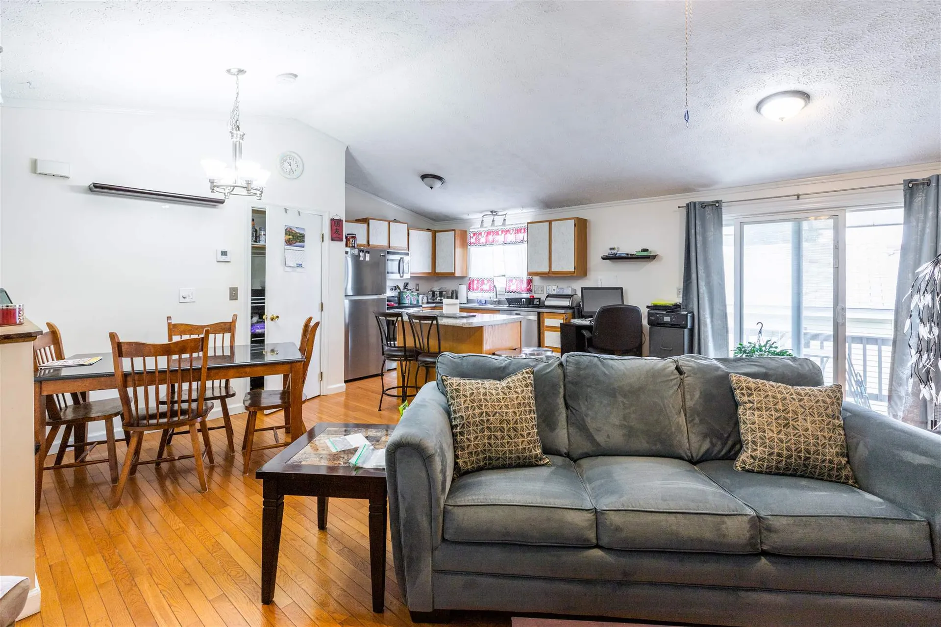 164 Maple Street Manchester NH 03103