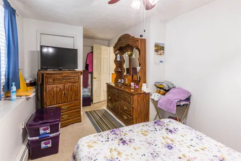 164 Maple Street Manchester NH 03103