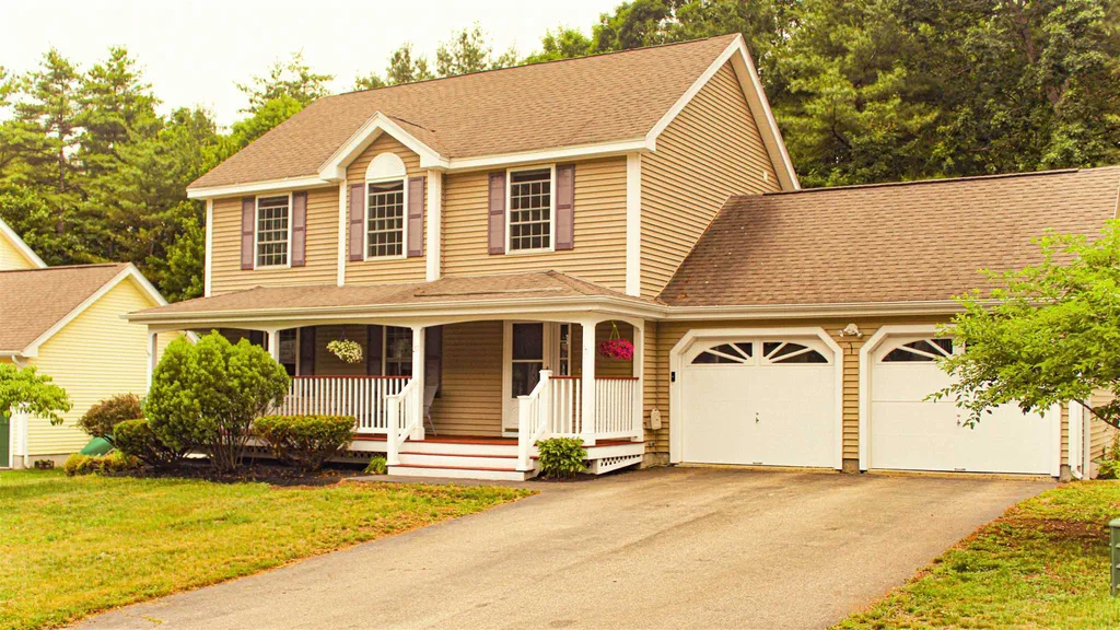 27 Dominique Drive Concord NH 03301