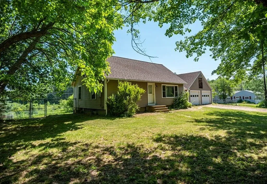 57 Gear Road Rochester NH 03839