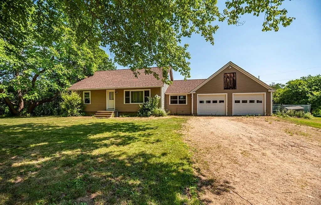 57 Gear Road Rochester NH 03839