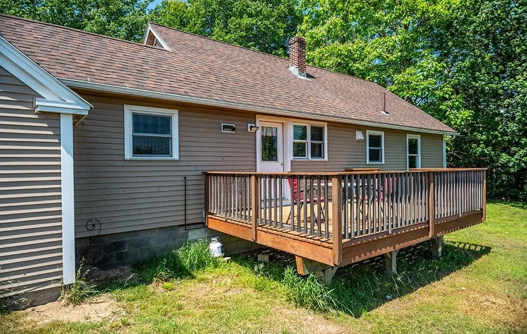 57 Gear Road Rochester NH 03839