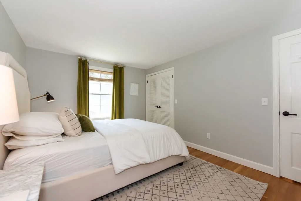 5 Sylvan Road North Hampton NH 03862