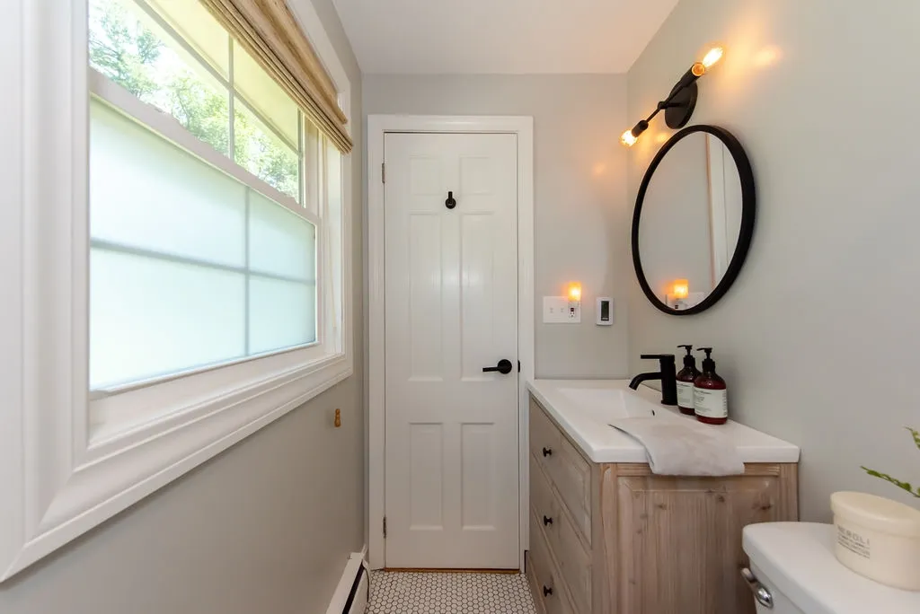 5 Sylvan Road North Hampton NH 03862