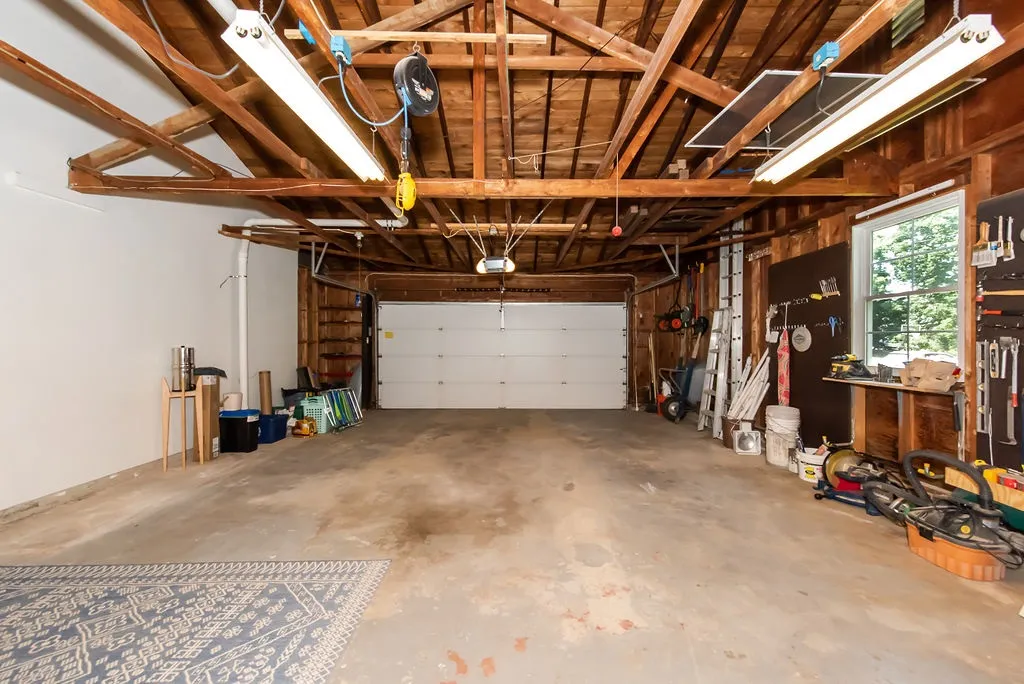5 Sylvan Road North Hampton NH 03862