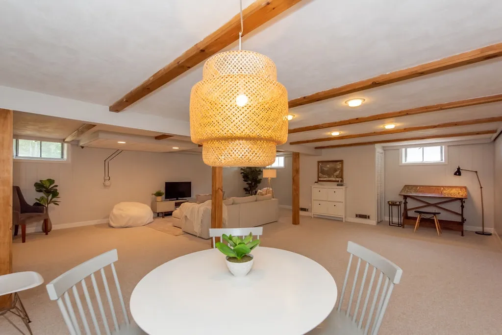 5 Sylvan Road North Hampton NH 03862