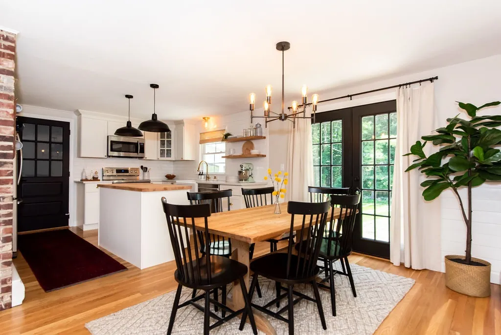 5 Sylvan Road North Hampton NH 03862