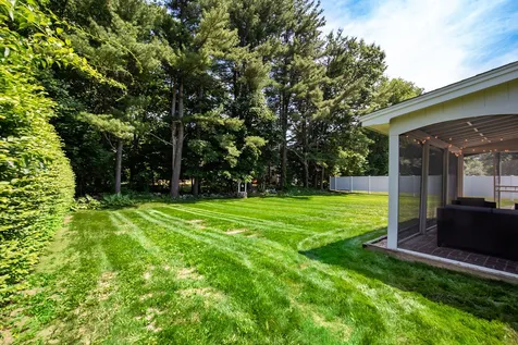 5 Sylvan Road North Hampton NH 03862