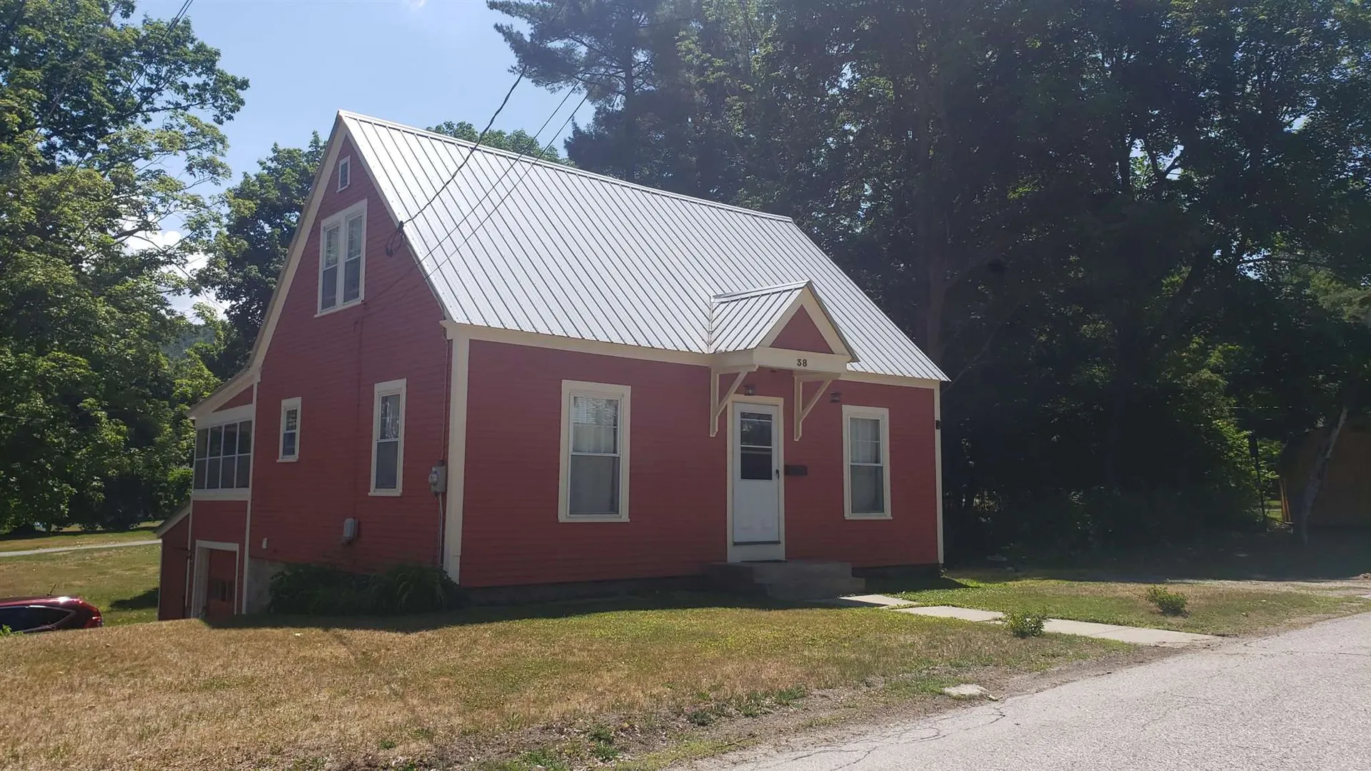 38 Highland Avenue Claremont NH 03743