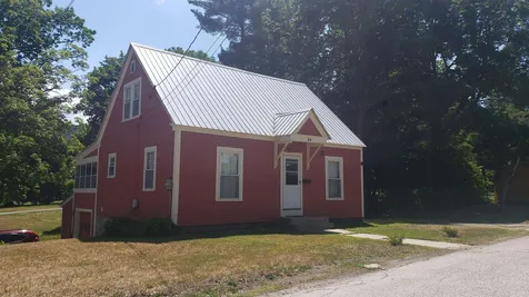 38 Highland Avenue Claremont NH 03743