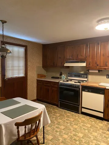 27 Danbury Circle Amherst NH 03031