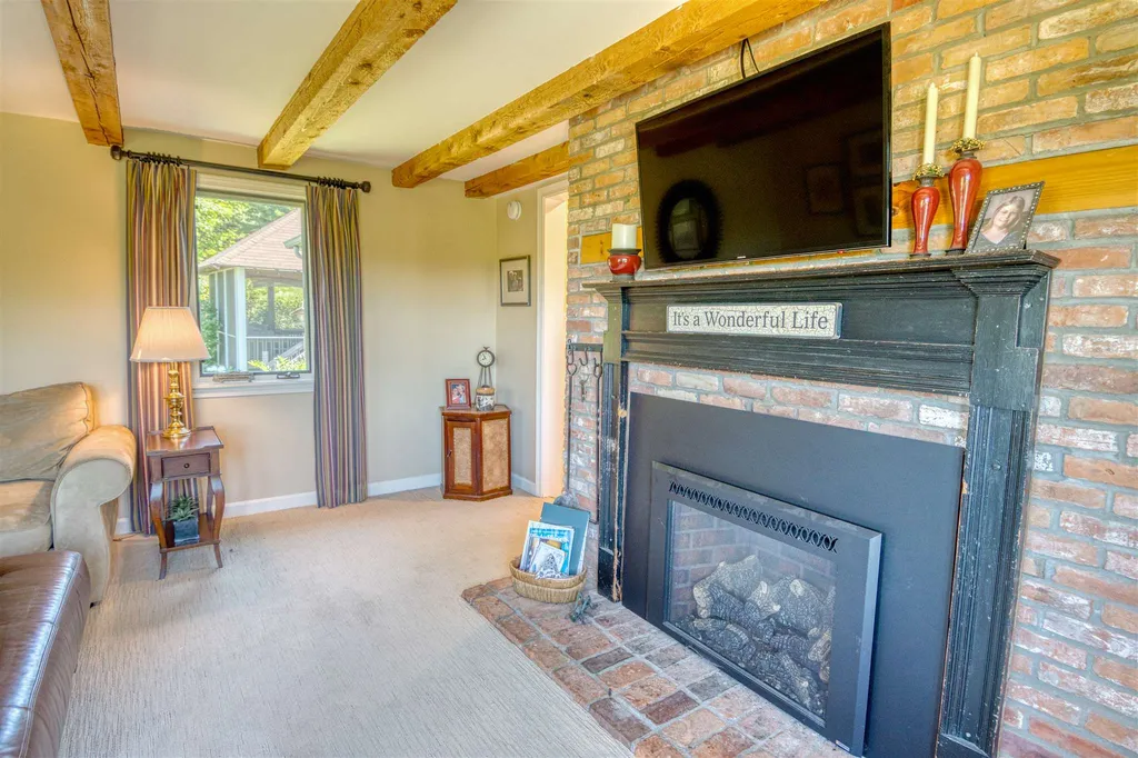 3797 Ethan Allen Highway Charlotte VT 05445