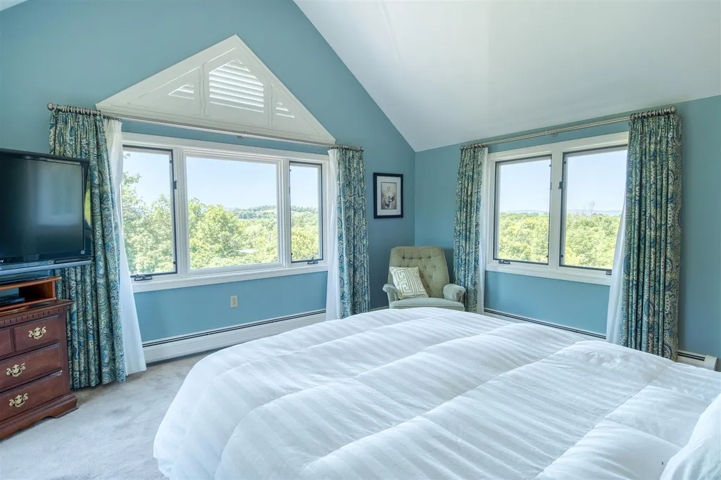 3797 Ethan Allen Highway Charlotte VT 05445