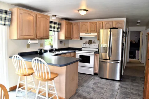584 Sanborn Road Sanbornton NH 03269