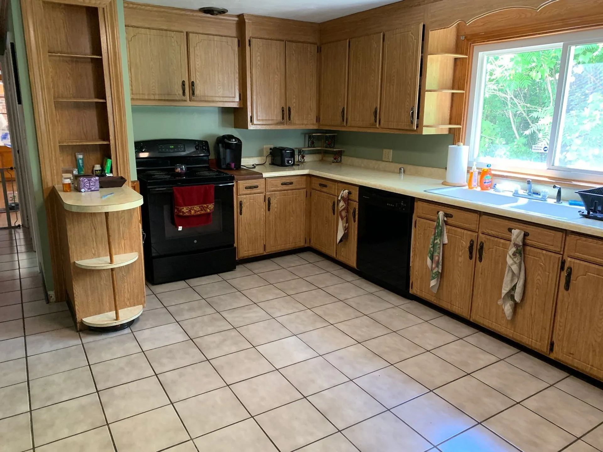29 Strawberry Lane Hinsdale NH 03451