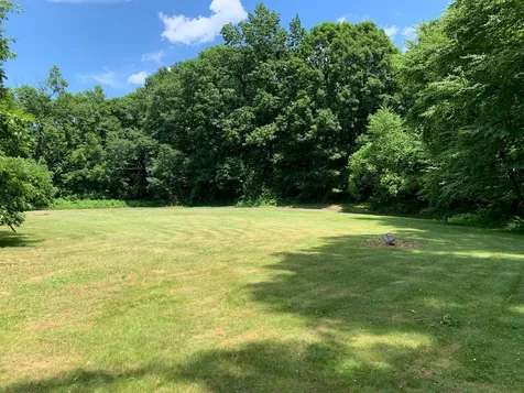 29 Strawberry Lane Hinsdale NH 03451
