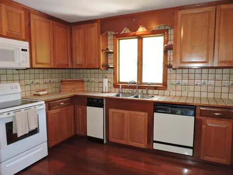 92 Porter Road Plainfield NH 03781