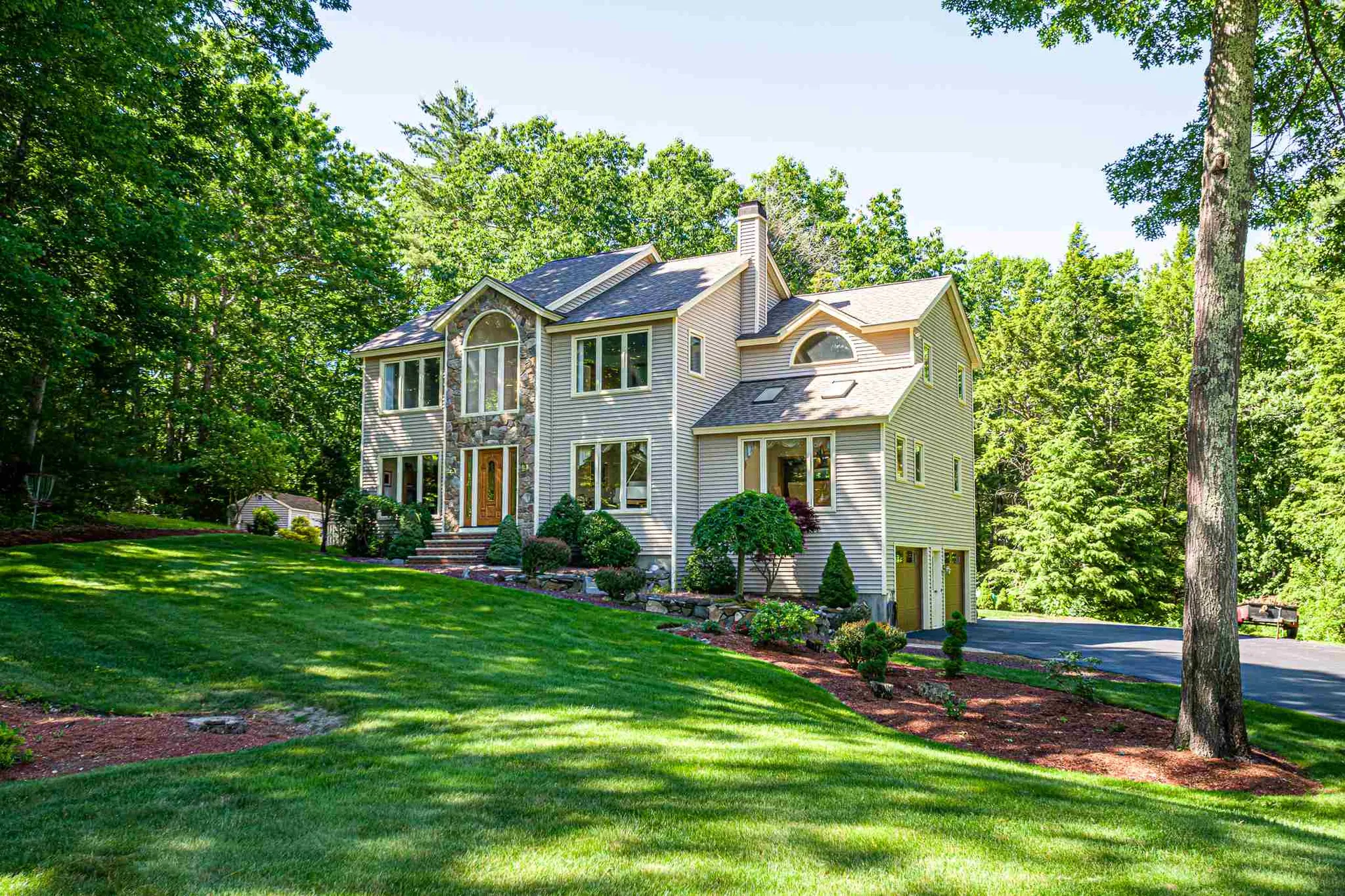 97 Corinthian Drive Salem NH 03079